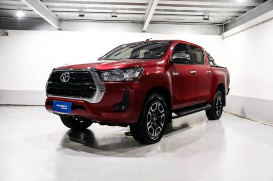 TOYOTA HILUX 2.8 D-4D TURBO DIESEL CD SRV 4X4 AUTOMÁTICO TOYOTA HILUX 2.8 D-4D TURBO DIESEL CD SRV 4X4 AUTOMÁTICO